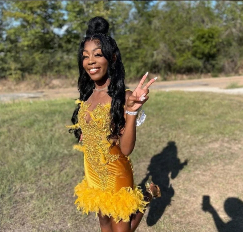 Luxury Gold Diamante Short Homecoming Party Dress Glitter Beaded Feather Black Teenage Birthday Queen Dress