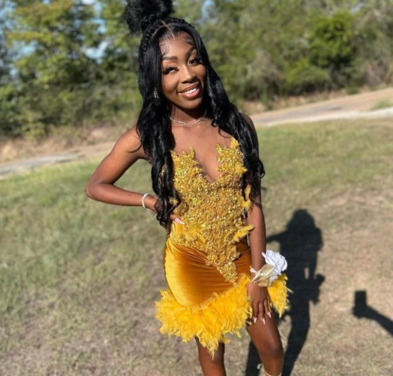 Luxury Gold Diamante Short Homecoming Party Dress Glitter Beaded Feather Black Teenage Birthday Queen Dress