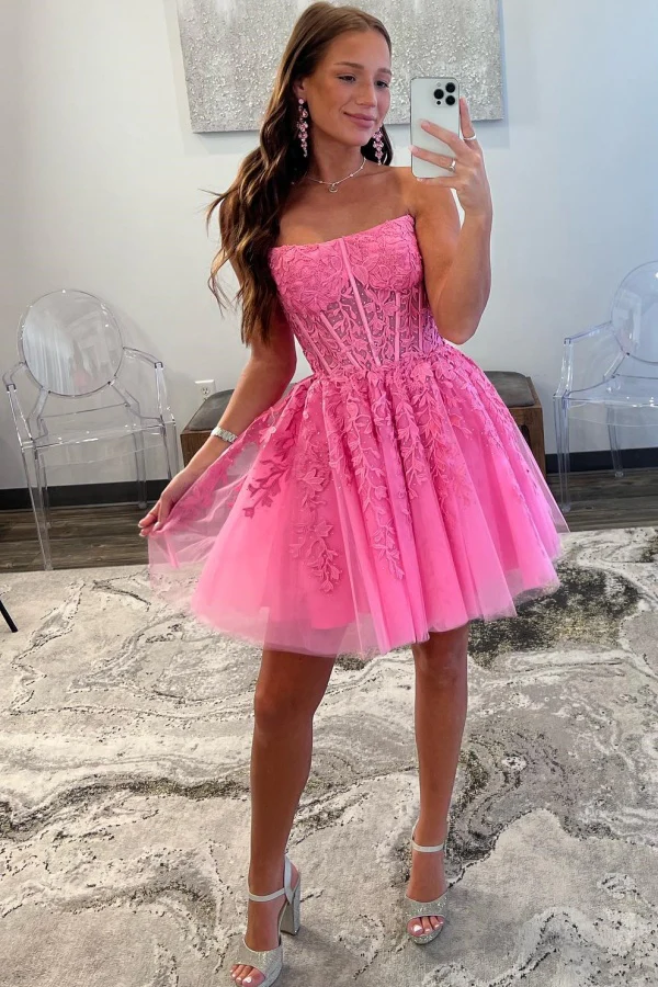 A-Line Boat Neck Beaded Appliques Tulle Homecoming Dress