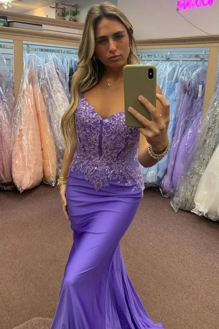 Mermaid V Neck Spaghetti Sytaps Sleeveless Beaded Sequins Appliques Open Back Prom Dress