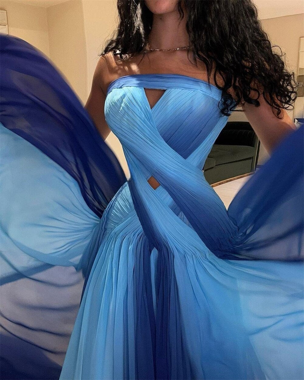 Prom Dresses Exquisite Strapless A-line Fold Draped Chiffon Occasion Evening Gown