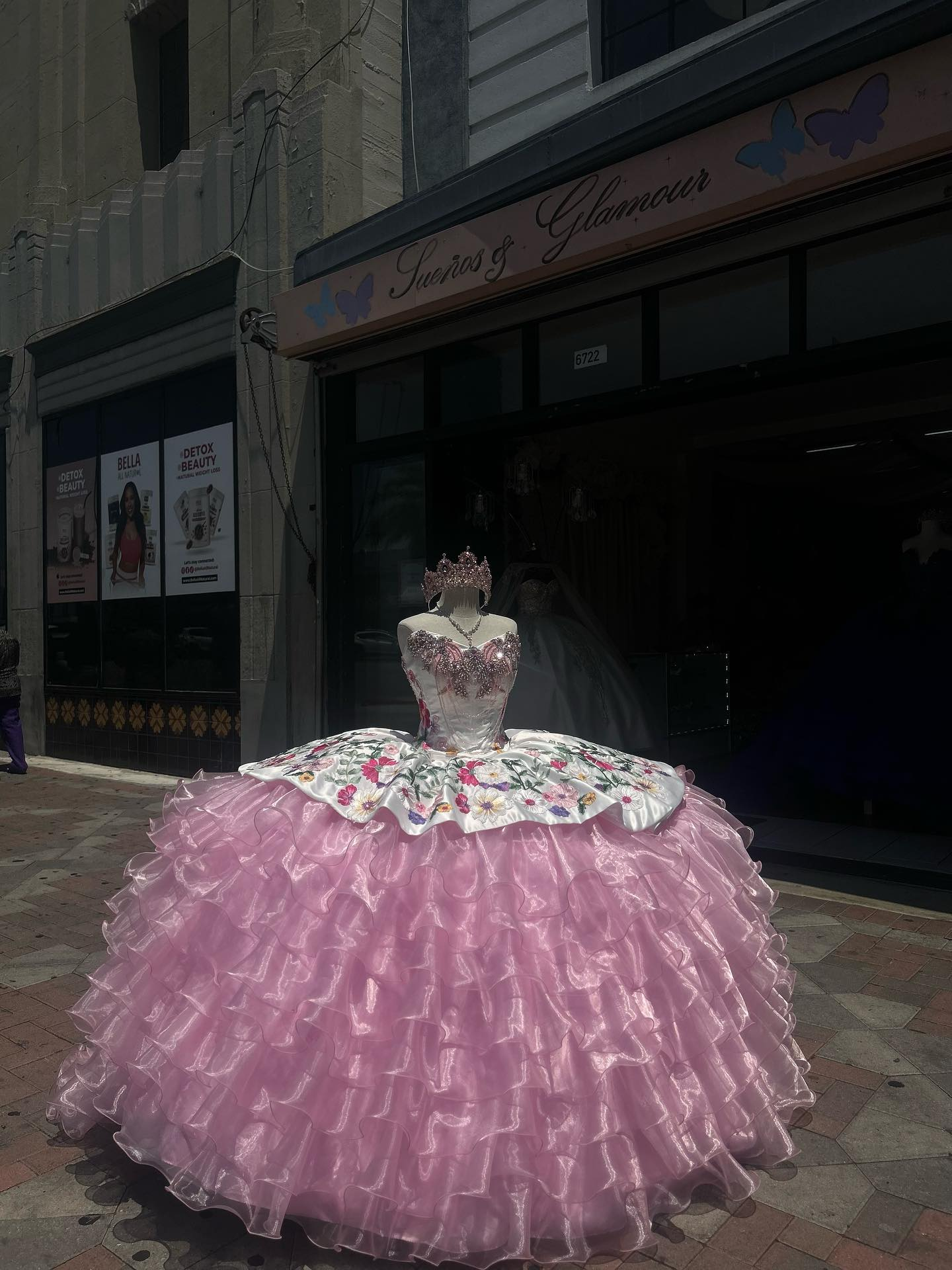 Strapless Beaded Appliques Tulle Tiered Pink Sweet 15 Quinceañera Dress