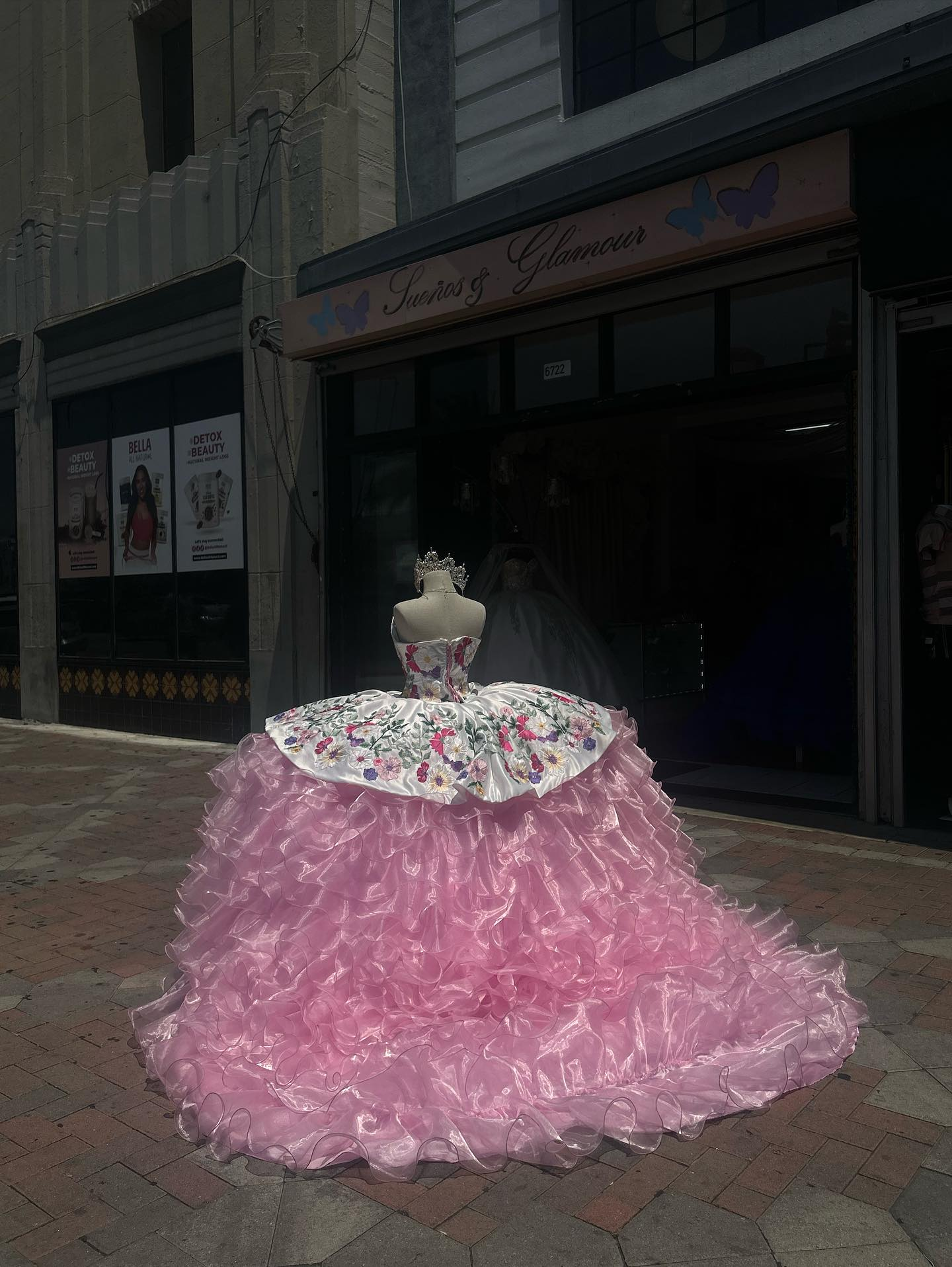 Strapless Beaded Appliques Tulle Tiered Pink Sweet 15 Quinceañera Dress