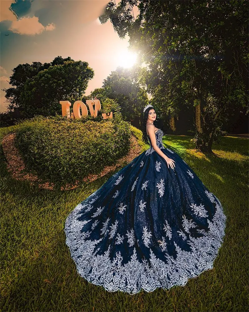 Luxury Sweetheart Quinceanera Dress Beaded Ball Gown Princess Sweet 16 Pageant Birthday Party