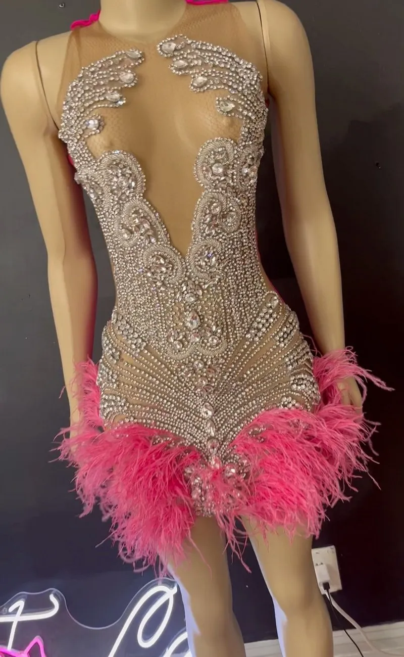 Shinny Pink Birthday Party Dresses For Women Rhinestone Beading Short Feathers Prom Gowns Tulle