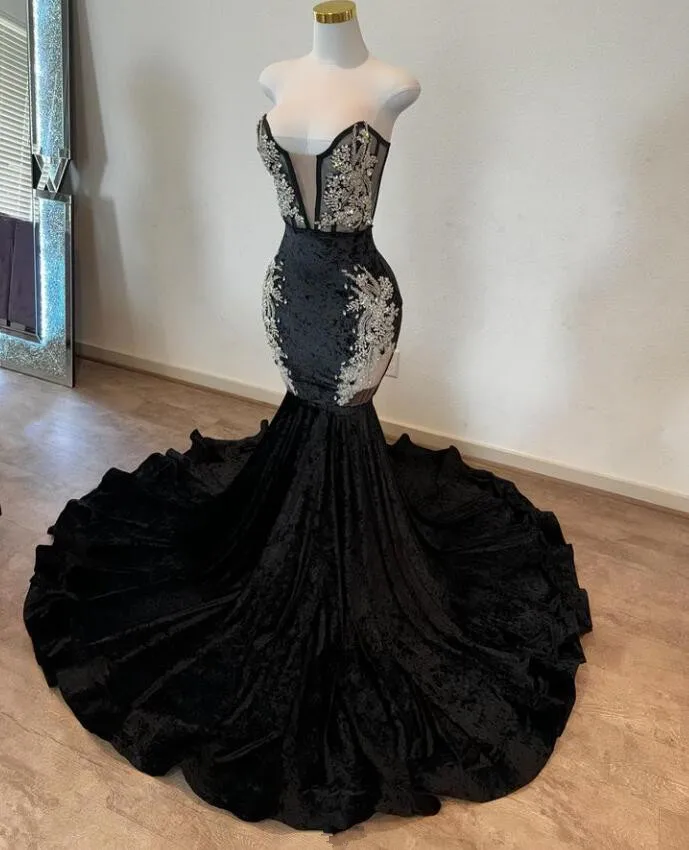 Saprkly Long Trumpet Evening Formal Dresses for Women Black Velvet Corset Crystal Applique Prom Birthday Reception Dress