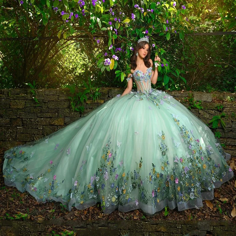 Light Green Quinceanera Dress Ball Gown 3D Butterfly Applique Beading Tull Corset Sweet 16 Vestido De 15 Anos