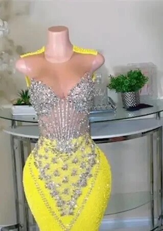 Sparkly Yellow Sequin Long Prom Dresses Black Girls 2024 Luxury Bead Diamond Mermaid Sheer Neck Formal Evening Party Gala Gowns