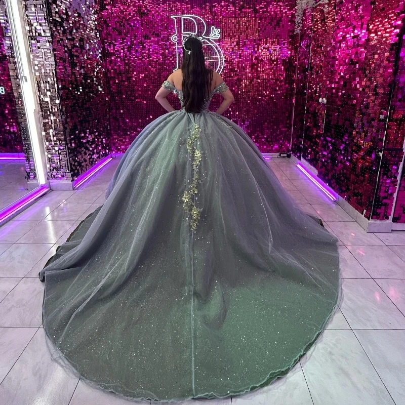 Sparkly Green Off The Shoulder Quinceanera Dresses Applique Lace Beads Tull Ball Gown Princess Dress vestidos 15 de quinceañera