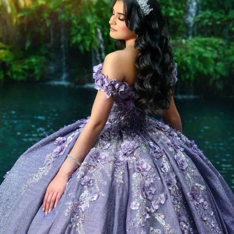 Lavender Sweetheart Shiny Quinceanera Dresses Beads 3DFloral Applique Lace With Cape Sweet 15 Birthday Party Ball Gowns