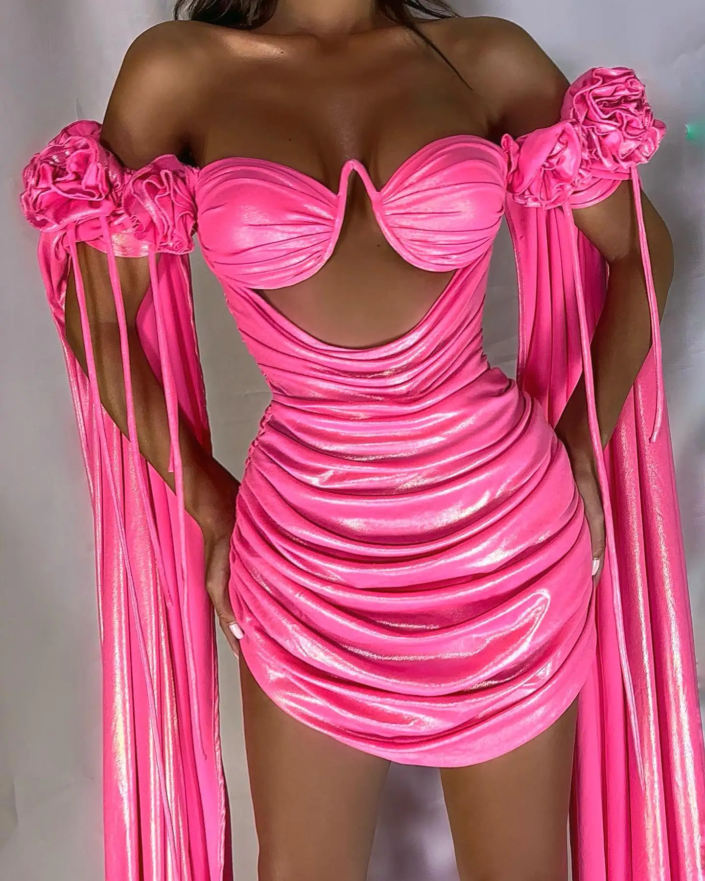 Chic Design Hot Pink Feather Short Prom Dresses with Cape Long Sleeves