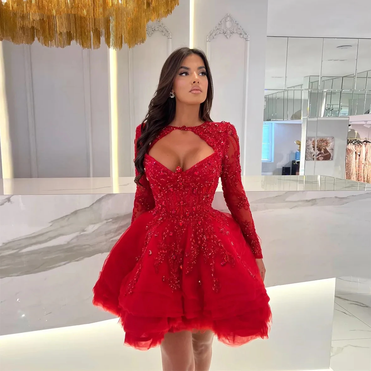 Luxurious Red Crystal Long Sleeve Prom Dresses Saudi Arabia Short Birthday Dress Sweetheart Mini Cocktail Gowns