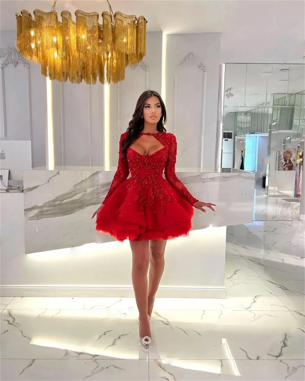 Luxurious Red Crystal Long Sleeve Prom Dresses Saudi Arabia Short Birthday Dress Sweetheart Mini Cocktail Gowns