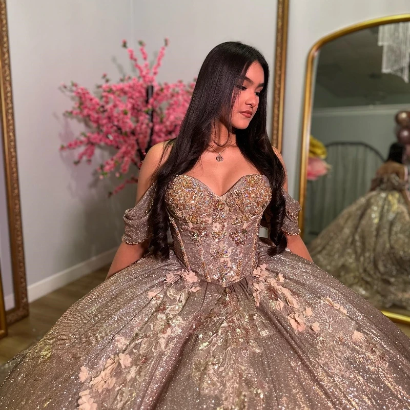 Gold Shiny Sweetheart Quinceanera Dress 2024 Off the Shoulder Florals Flowers Lace Beads Sweet 16 15 Dress Vestidos De XV Anos