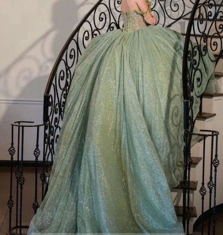 Mint Green Glitter Sequined Ball Gown Quinceanera Dresses Off the Shoulder Appliques Vestidos De 15 Años Women Prom Party Wear