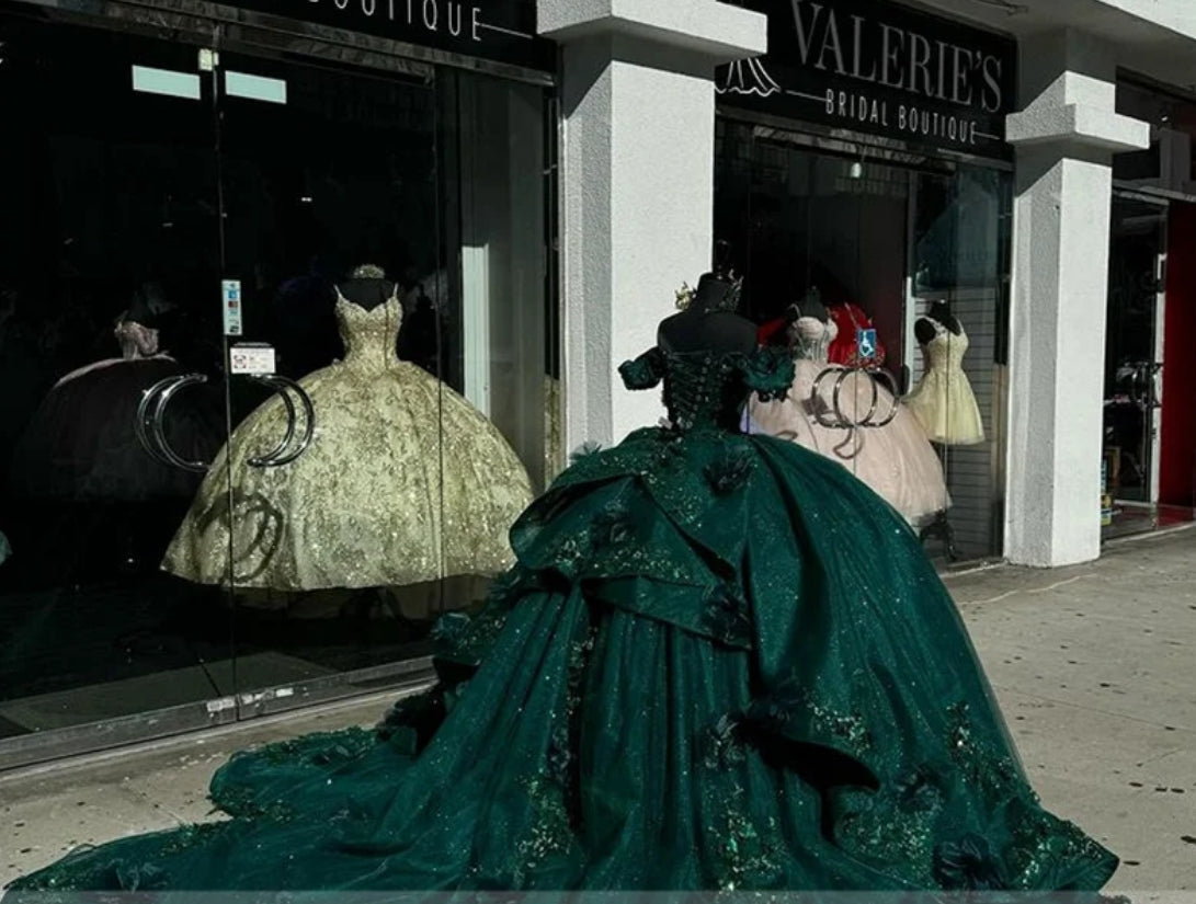 Princess Emerald Green Off Shoulder Ball Gown Quinceanera Dresses 2024 Beads Birthday Party Flowers Sweet 16 Dress Vestidos