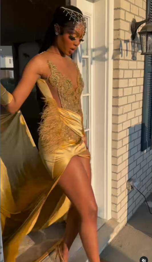 Sexy Gold Prom Dresses For Black Girls Crystal Feathers Mermaid Birthday Party Gowns Rhinestones Long Birthday Outfit