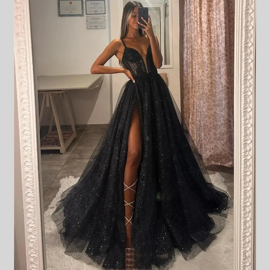 Sweetheart Black Prom Dresses Straps Appliques Glitter Party Evening Gowns Split Formal Red Carpet Long Special Occasion Dress