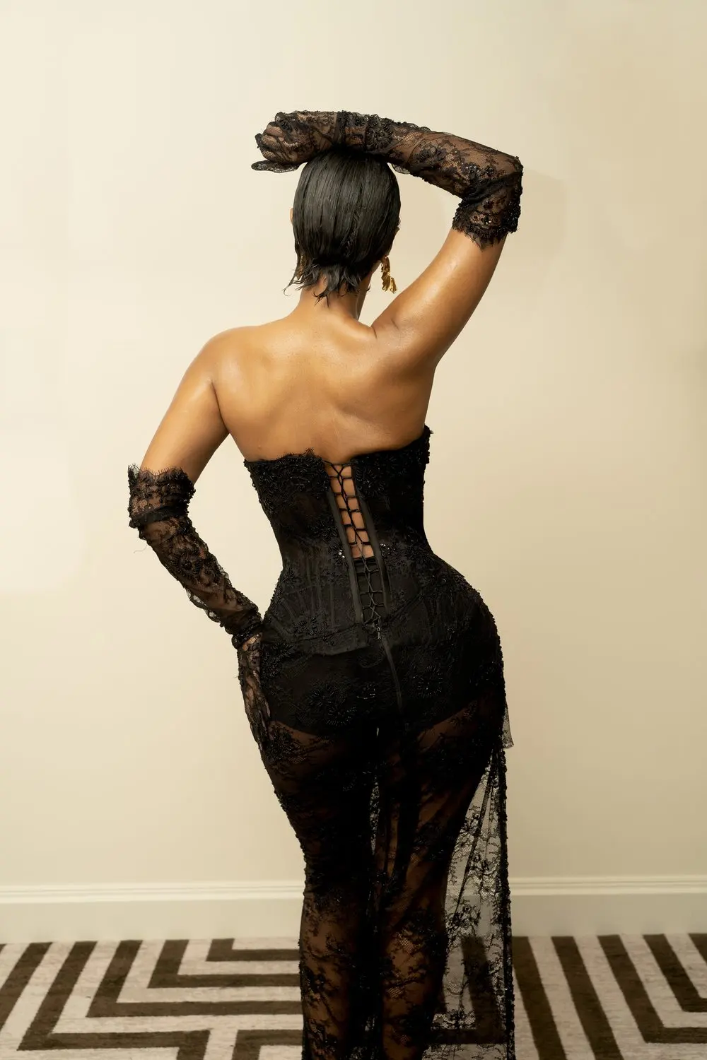 Eye Catching See Thru Black Lace Asymmetrical Long Maxi Gowns Strapless Corset Sexy Evening Dresses With Train No Gloves