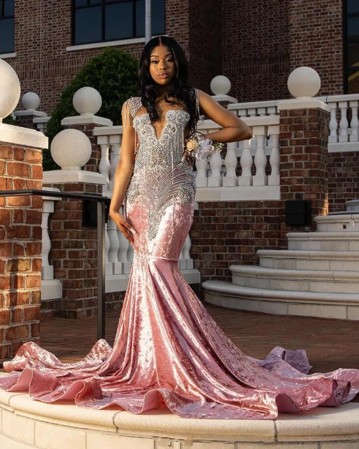 Rose Pink Velvet Sparkly Prom Formal Party Dresses for Black Girl Silver Diamond Crystal Mermaid Evening Gown vestido de gala