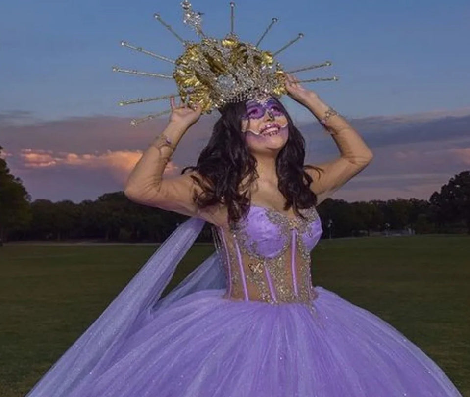 Lilac Spaghetti Strap Ball Gown Quinceanera Dresses Beaded Appliques Vestido De 15 Anos Quinceanera With Wraps