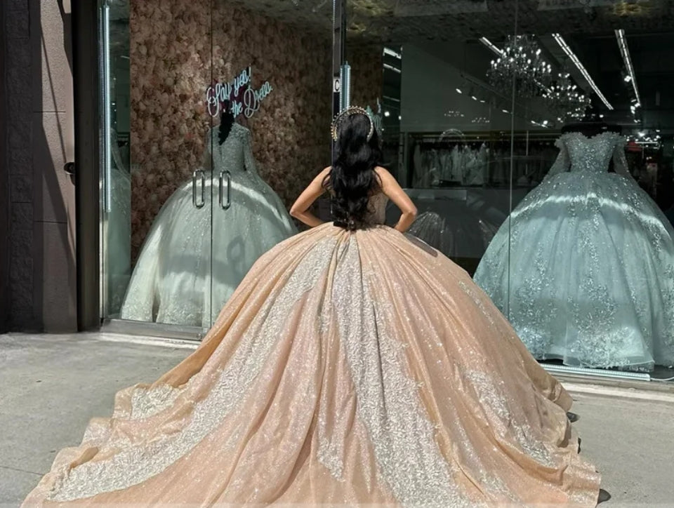 Sparkly Rose Gold Sweetheart Quinceanera Dresses Glitter Ball Gown Appliques Crystals Beads Sweet 15th Dress Prom Party