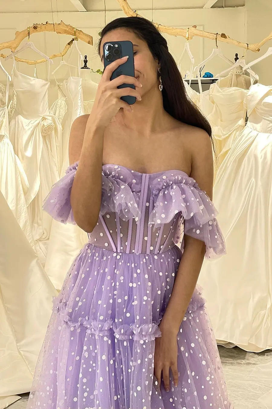 Off the Shoulder A-line Evening Gowns Lilac Dot Tulle Lace Up Corset Long Prom Dress Sweetheart Ruched Quinceanera Dresses 2024