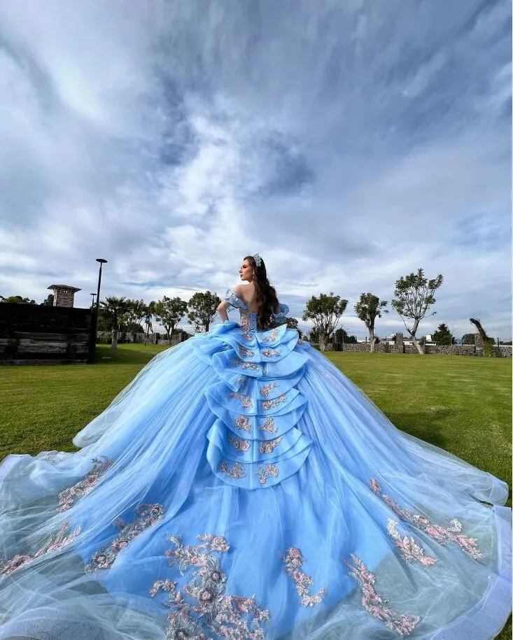 Sky Blue Princess Quinceanera Dresses Ruffles Peplum Off Shoulder Floral Applique Corset vestidos 15 años quinceañera 2024