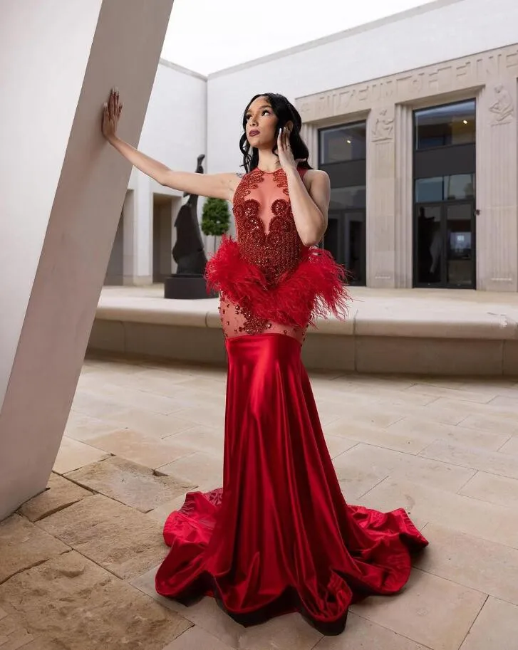 Red Sparkly Long Mermaid Prom Birthday Gala Dresses For Black Girl 2024 Luxury Diamond Feather Sheer Evening Ceremony Gown