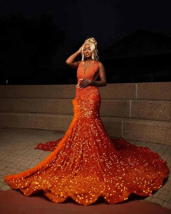 Orange Sparkly Mermaid Evneing Ceremony Party Dresses for Black Girl Luxury Diamond Velvet Slit Prom Gala Formal Dress Wear