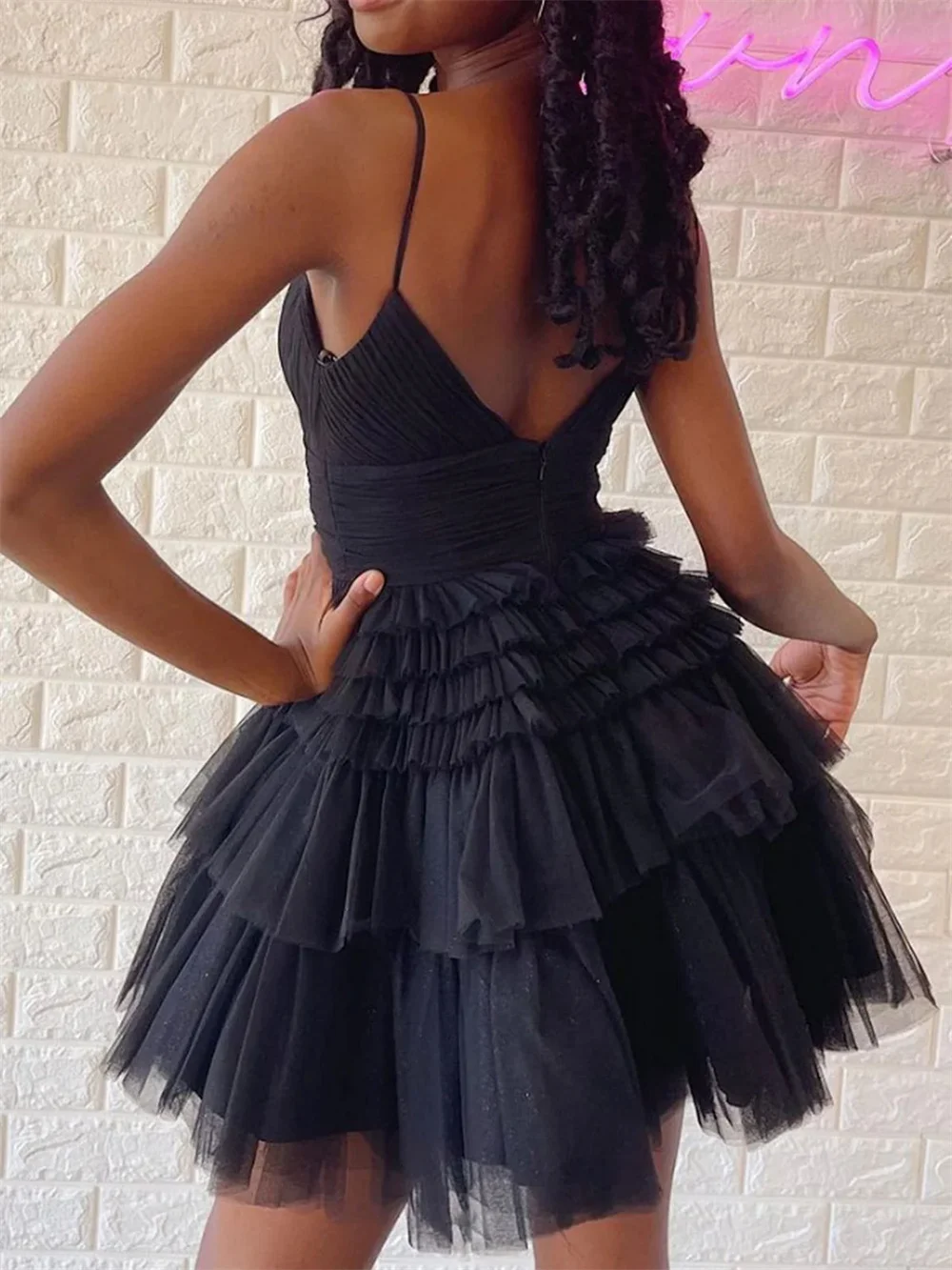 Spaghetti Strap Tiered Ruffles Homecoming for Teens Tulle Corset Pleated A-line Short Formal Gown Sleeveless Backless Prom Dress