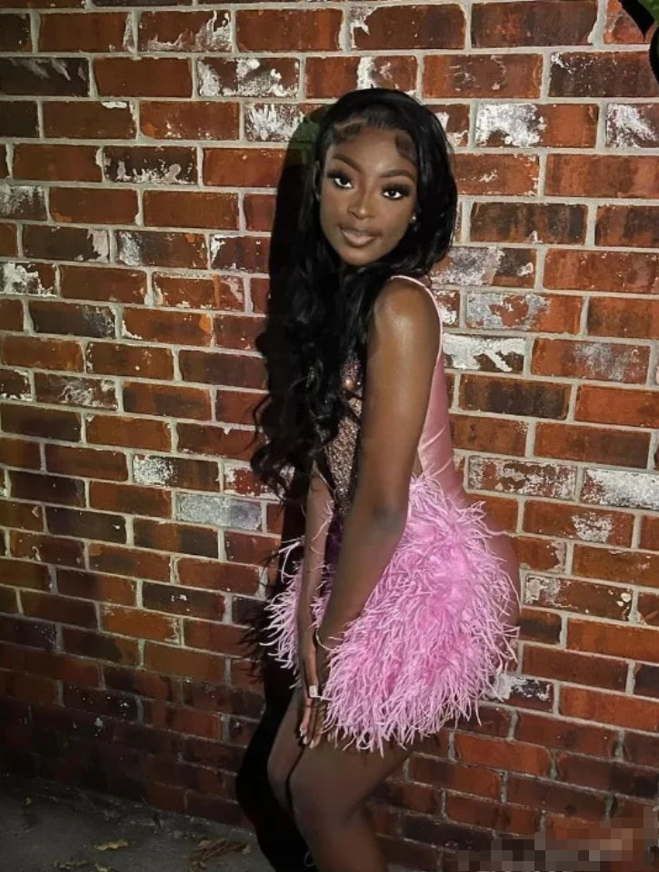 Luxury Peach Pink Short Homecoming Prom Dress 2024 Glitter Crystal Rhinestone Feather Black Girls Birthday Party فساتين سهرات