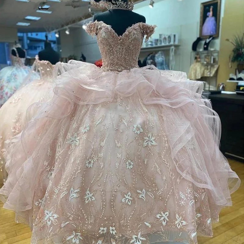 Light Pink Princess Quinceanera Dress Off Shoulder Appliques Sequins Flowers Party Sweet 16 Gown Vestidos De 15 Años