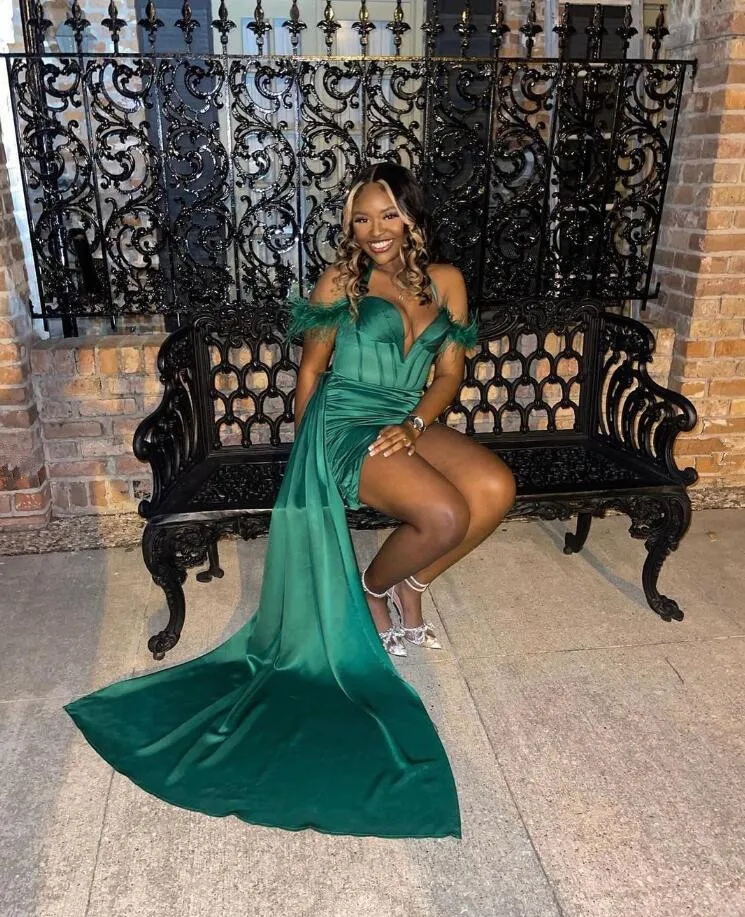 Hunter Green Mini Cocktail Evening Dresses Off Shoulder Feather Stain Black Girl Birthday Queen Gown feestjurk dames bruiloft