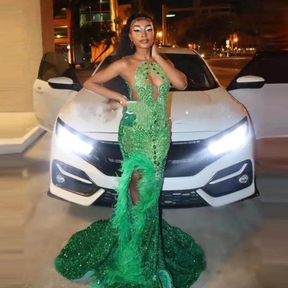 Green Sequined Mermaid Prom Dresses Illusion Neckline Appliques Plus Size Feathers Evening Dress For Black Girls Aso Ebi Gowns