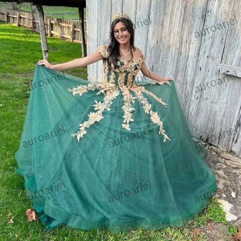 Green Quinceanera Dress Ball Gown Gold Lace Applique Mexican Sweet 16 Years