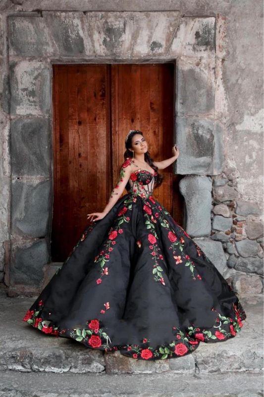 Vintage Black 3D Floral Charro Quinceanera Dresses For Garden Cap Sleeves Sweet 16 Ball Gown vestidos de 15 Mexican Girls