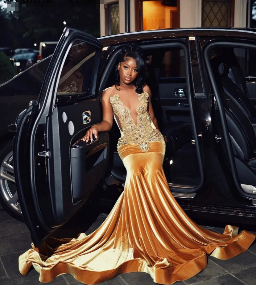 Invincible Gold Crystal Velvet Long Prom Dresses For Black Girls Rainstones Elegant Graduation Dress African Wedding Dresses