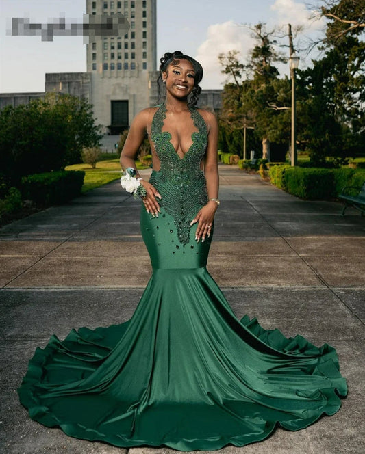 Luxury Sparkly Diamonds Dark Green Prom Dress 2024 Sheer Neck Crystals Beads Rhinestone Party Dress Wedding Gown Robe