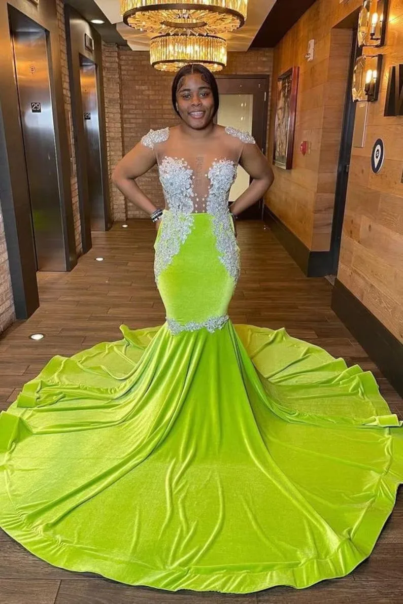 Green African American Prom Dresses Mermaid Cap Sleeves Velvet Appliques Black Girls Nigeria Robe De Soiree Evening Dress Gown