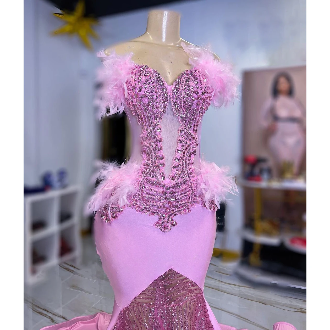 New Pink Sweetheart Feather Mermaid Prom Dresses Top Corset Beaded Long Prom Gowns Black Girl Pink Sequin Prom Dress 2024