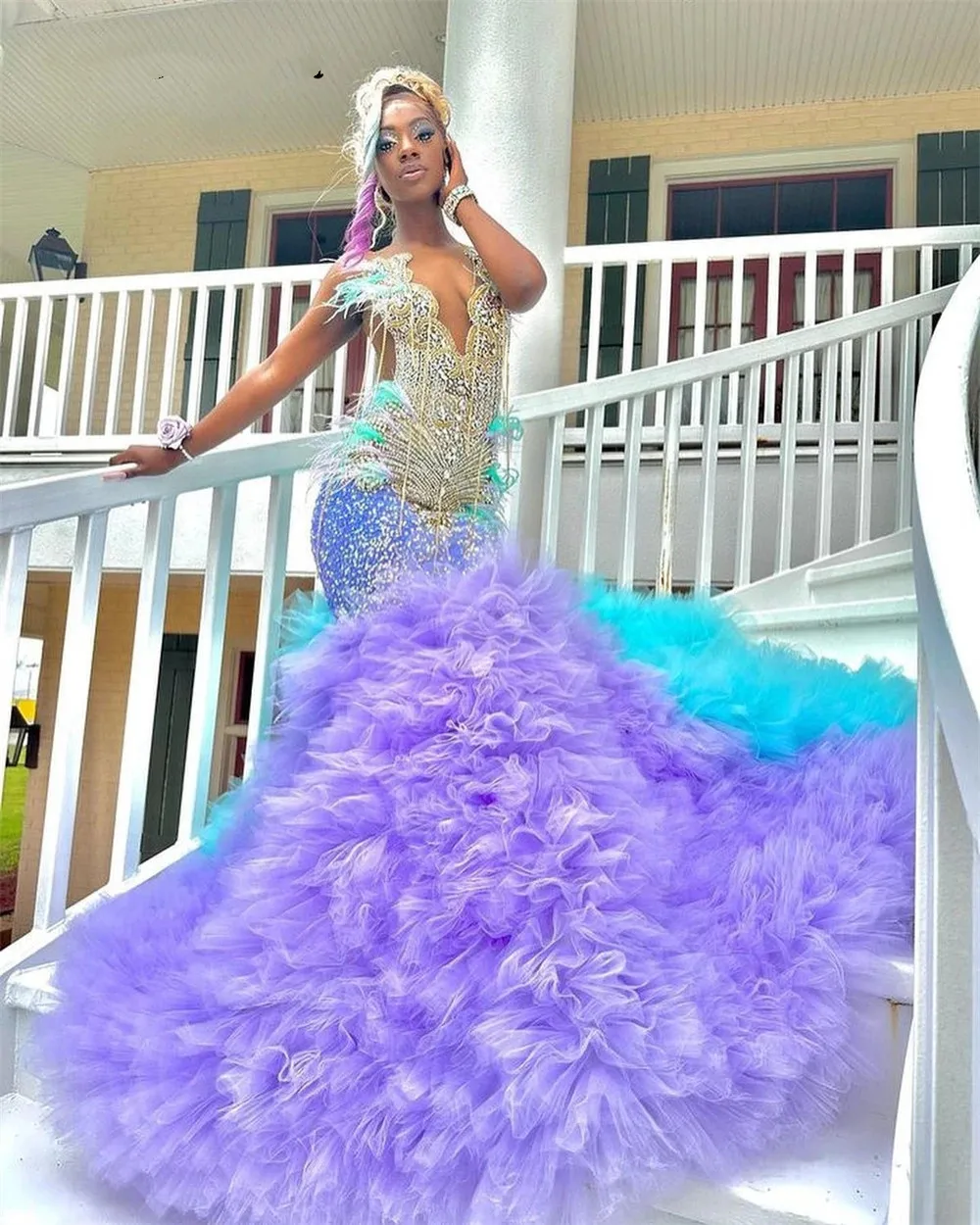 Elegant Lake Blue And Purple Prom Dresses Luxury Feathers Tulle Ruched Crystal Beading Mermaid Formal Eevning Occasion Gown