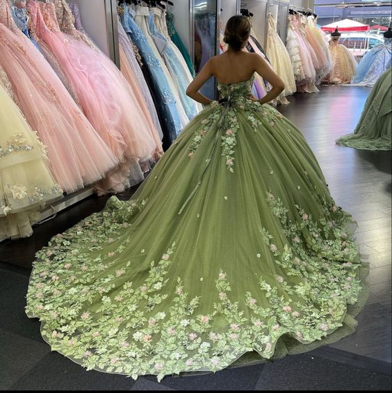 A-line Green Tulle Ball Gown Puffy Sweet 16 Dress 3D Flowers Birthday Dress