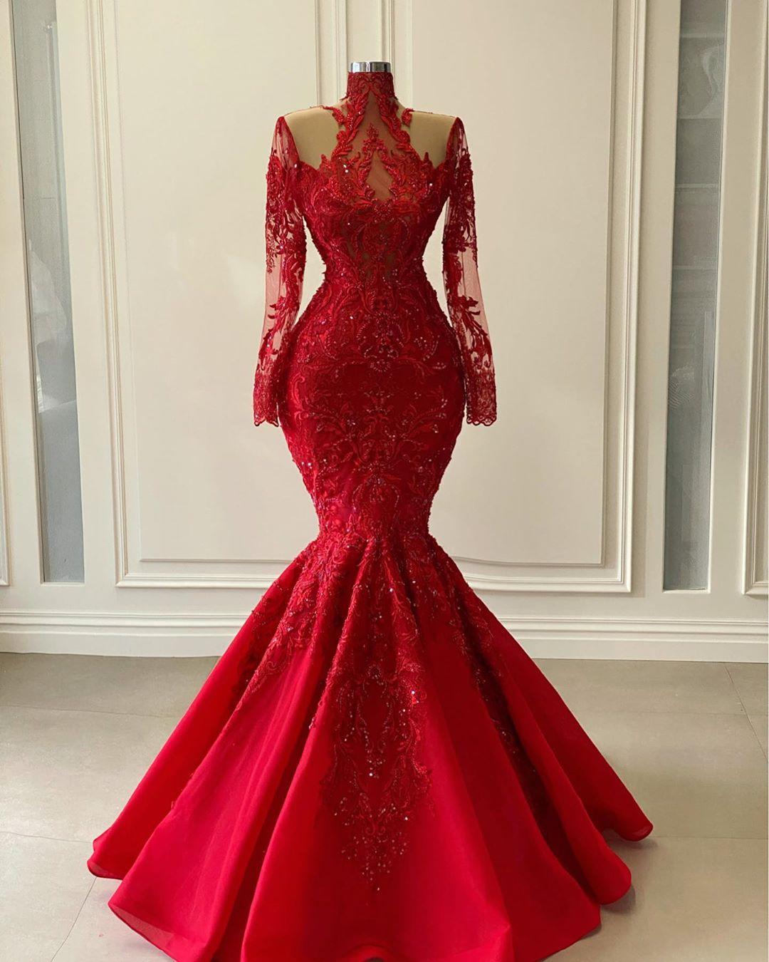 Luxurious Lace Beaded Evening Dresses Red Shiny Long Sleeve High Neck Mermaid Prom Gowns