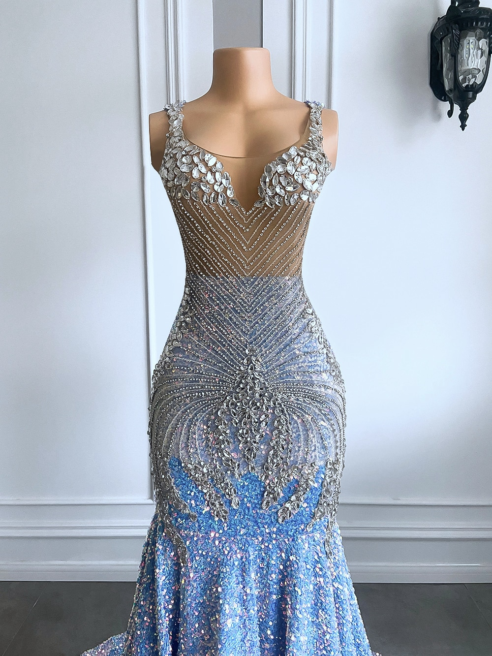 Luxury Long Prom Dresses Sparkly Mermaid Style Silver Crystals Light Blue Black Girls Prom Party Gowns