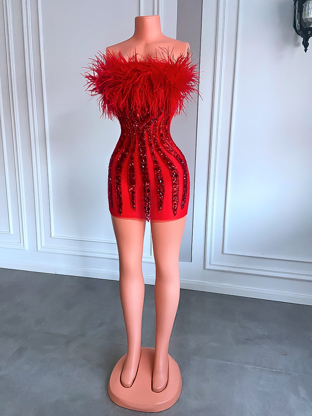 Sexy See Through Handmade Beaded Women Cocktail Gowns Red Feather Black Girls Mini Birthday Party Short Prom Dresses