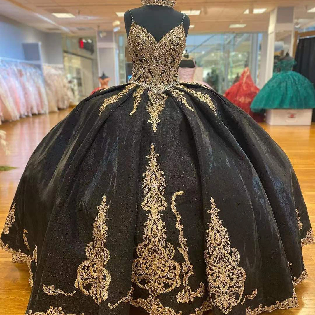 Luxury Black Ball Gowns Quinceanera Dresses Beading Sequined Appliques Sweetheart Lace Party Princess Skirt Vestidos De Fiesta