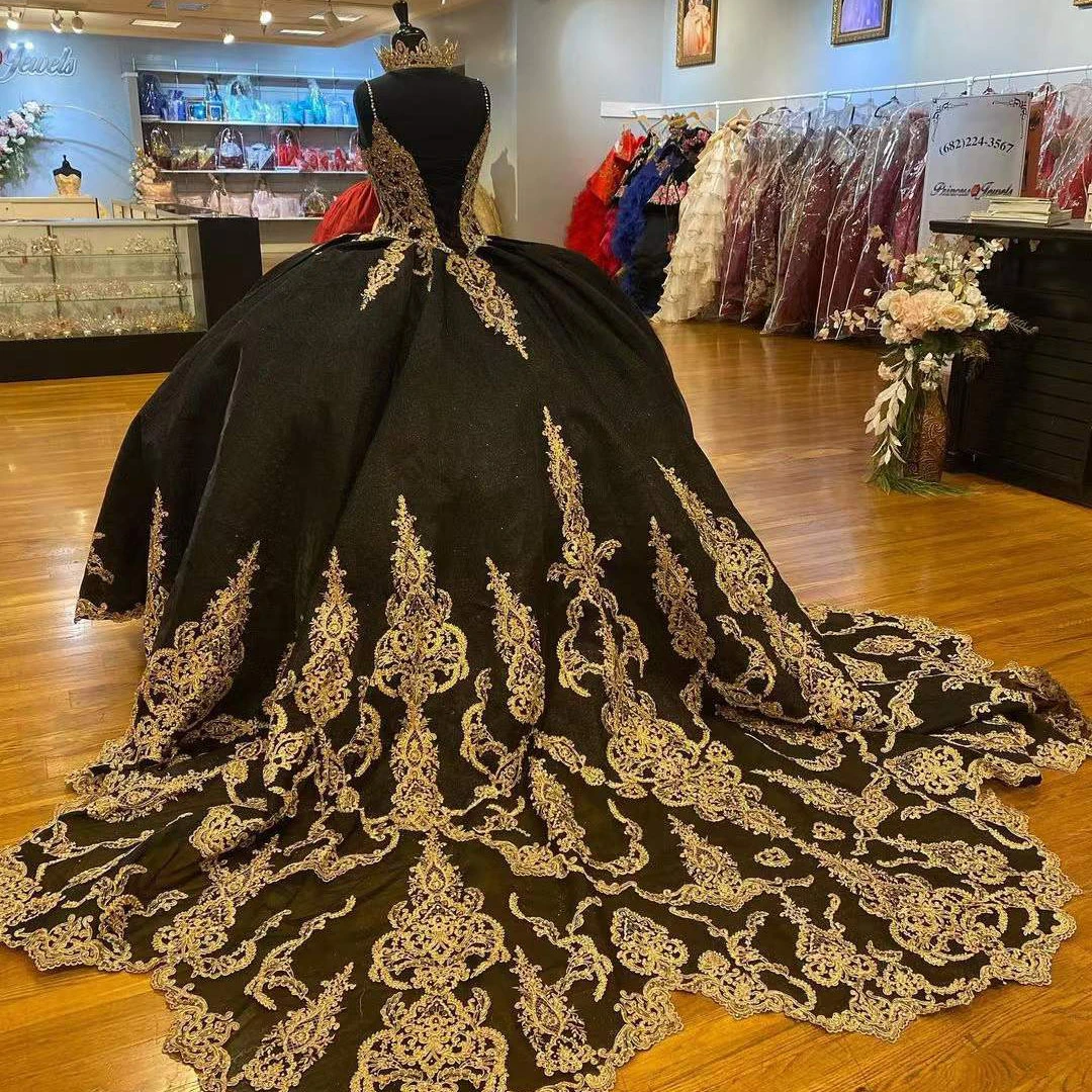 Luxury Black Ball Gowns Quinceanera Dresses Beading Sequined Appliques Sweetheart Lace Party Princess Skirt Vestidos De Fiesta